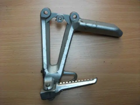 Pillion step left  Honda CBR 600 F 1999 - 2000 / 2001 - 2007