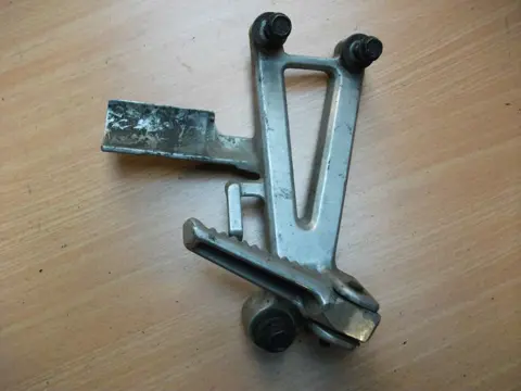 Pillion step right Honda CBR 600 F 1991 - 1994 / 1995 - 1998
