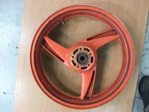 Front Wheel Kawasaki ZZR 600 1993 - 2005
