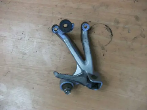 Pillion step right Suzuki GSX R 600 1995 - 2000