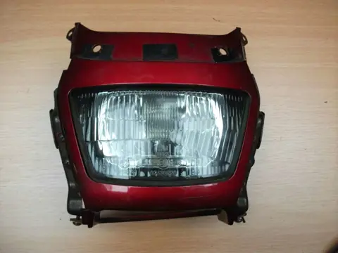 Headlight Suzuki GSF 600 650 Bandit  1996 - 1999