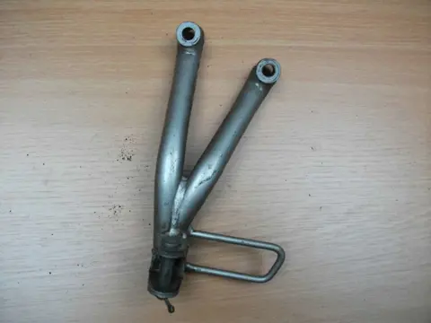 Pillion step left  Suzuki GSF 600 650 Bandit  1996 - 1999