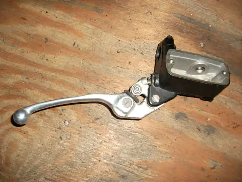 Front brake master cylinder  Honda CBR 1100 XX 1997 - 1998 / 1999 - 2006