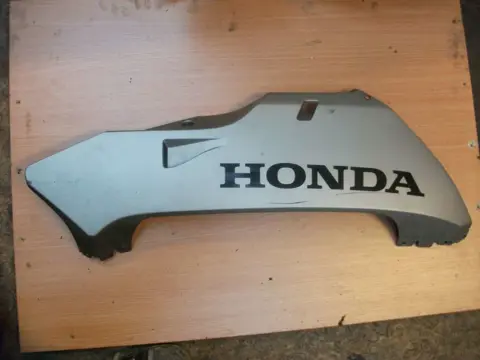 Cowl lower right Honda CBR 600 RR 2003 - 2004