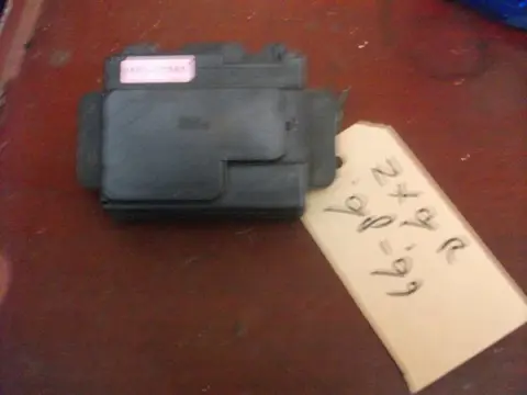 Fuse box Kawasaki ZX 9 R 1998 - 1999