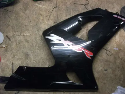 Cowl right Kawasaki ZX 6 R 2003 - 2004