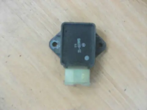 Regulator rectifier  Honda CB 1 1989 - 1991