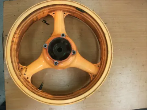 Rear wheel Kawasaki ZXR 400 1991 - 1996