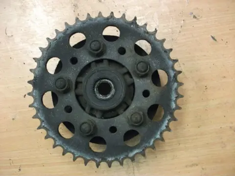 Driven flange Honda CB 500 1990 - 2009