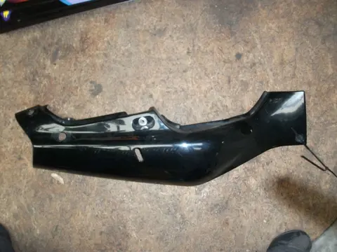 Cowl rear right Suzuki GSX R 750 1992 - 1993