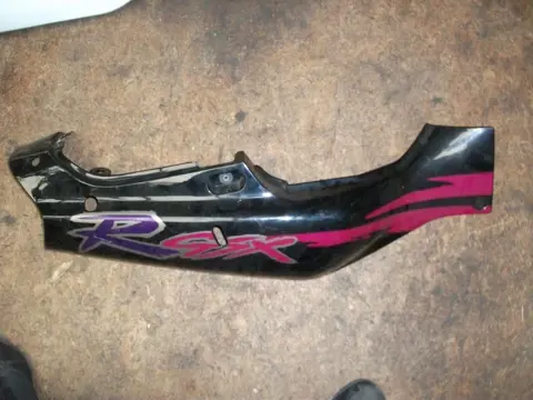 Cowl rear right Suzuki GSX R 750 1992 - 1993