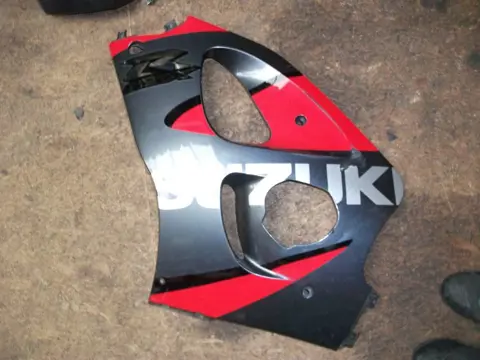 Cowl Left Suzuki GSX R 750 1996 - 2000