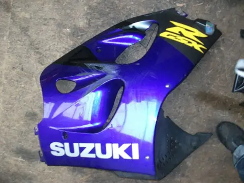 Cowl right Suzuki GSX R 750 1996 - 2000