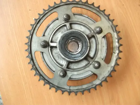 Driven flange Suzuki GSX R 600 2001 - 2003