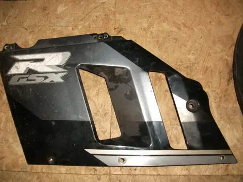 Cowl Left Suzuki GSX R 750 1990 - 1991