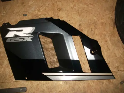Cowl Left Suzuki GSX R 750 1990 - 1991