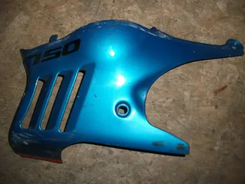 Cowl Left lower Suzuki GSX F 600 1988 - 1997