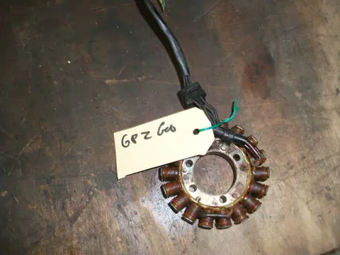 Generator Kawasaki GPZ 600 1985 - 1987