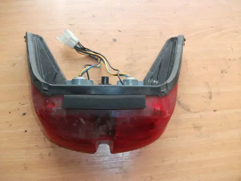 Rear light Yamaha YZF R6 1998 - 2002
