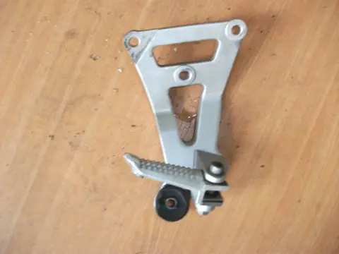 Pillion step right Suzuki GSX R 750 1992 - 1993