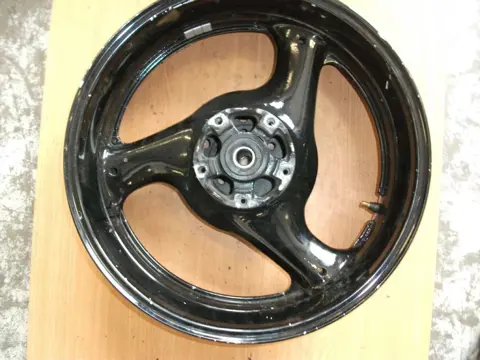 Rear wheel Suzuki GSX R 750 1992 - 1993