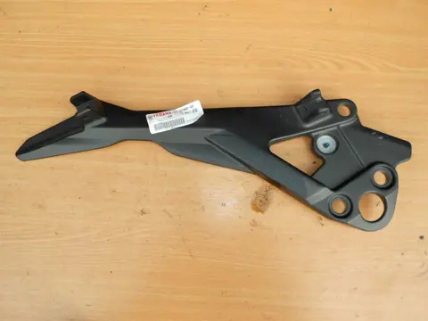 Main step holder right Yamaha XJ 600 Diversion 2008 - 2011