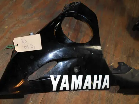 Cowl Left lower Yamaha YZF R6 2003 - 2005