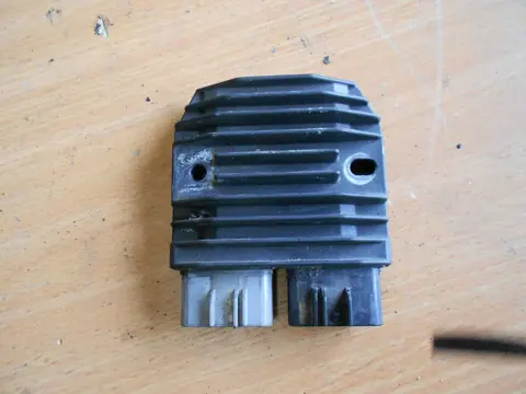 Regulator rectifier  Yamaha FJR 1300 2003 - 2005