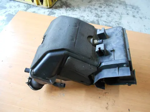 Air cleaner case Yamaha FJR 1300 2003 - 2005
