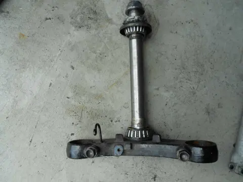 Steering stem Honda Deauville 650 - 700 1998 - 2001