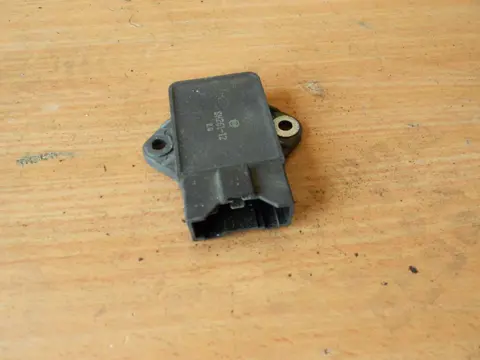 Regulator rectifier  Honda ST 1100 Pan European 1990 - 2001