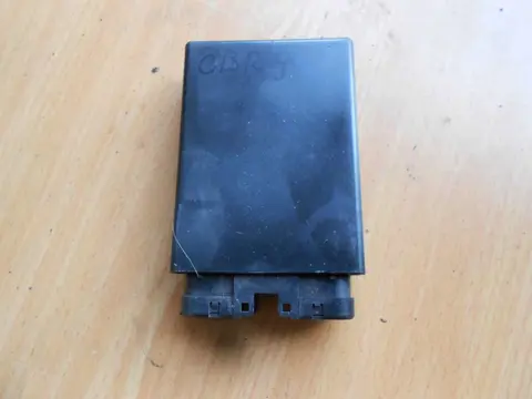 Ignitor CDI ECU Honda CBR 900 RR 1996 - 1997