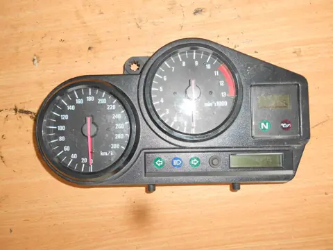 Meter combination Honda CBR 900 RR 1998 - 1999