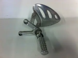 Main step holder left Triumph Speed Triple 1050 2000 - 2004