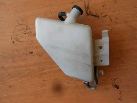 Radiator reserve tank  Suzuki GSX R 600 2006 - 2007