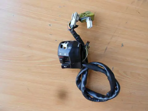 Handlebar switch assy left Suzuki GSX R 750 2001 - 2003