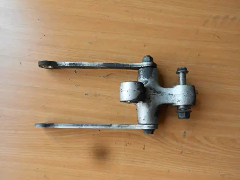 Cushion connecting rod  Suzuki GSX R 750 2001 - 2003