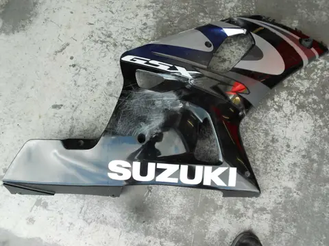 Cowl right Suzuki GSX R 750 2001 - 2003