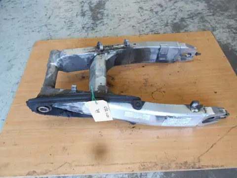 Swingarm Honda CBR 1100 XX 1999 - 2006