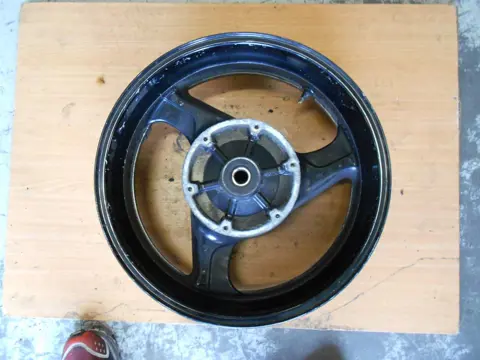 Rear wheel Honda CBR 1100 XX 1999 - 2006