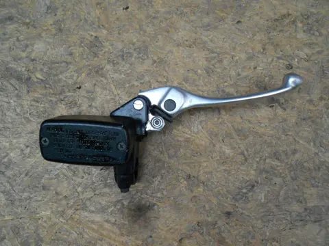 Front brake master cylinder  Honda CBR 600 F 1991 - 1994 / 1995 - 1998 / 1999 - 2000