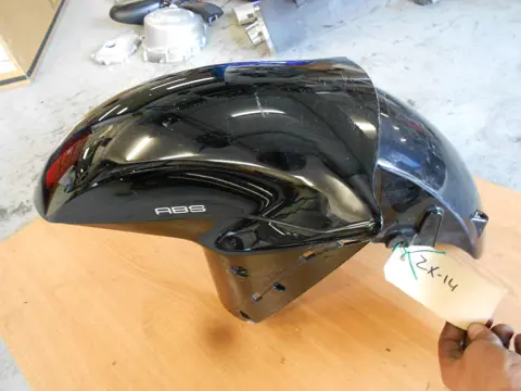 Front fender Kawasaki ZZR 1400 2005 - 2011