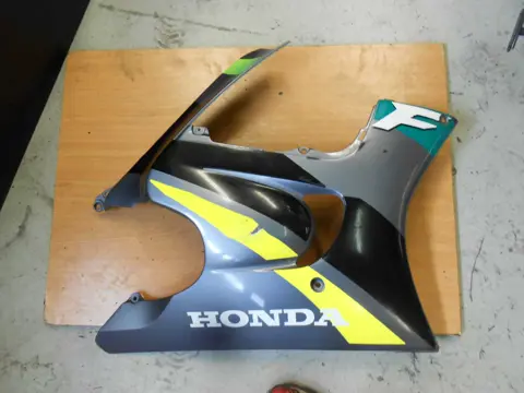 Cowl right Honda CBR 600 F 1995 - 1998
