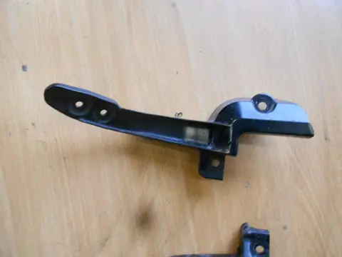 Upper cowl Stay Yamaha FAZER 600 1998 - 2000