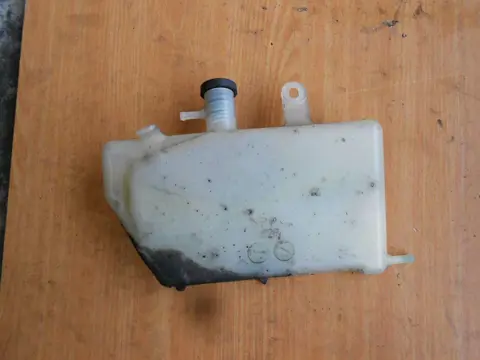 Radiator reserve tank  Suzuki DL 650 V STROM 2003 - 2011