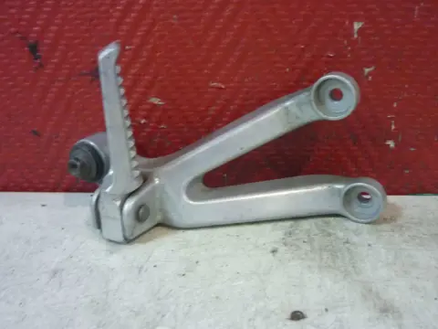 Pillion step right Honda CBR 900 RR 1996 - 1997