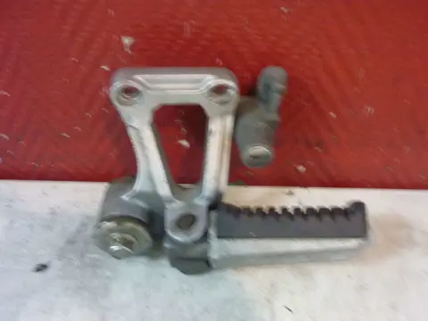 Pillion step left  Kawasaki GPZ 600 1985 - 1987