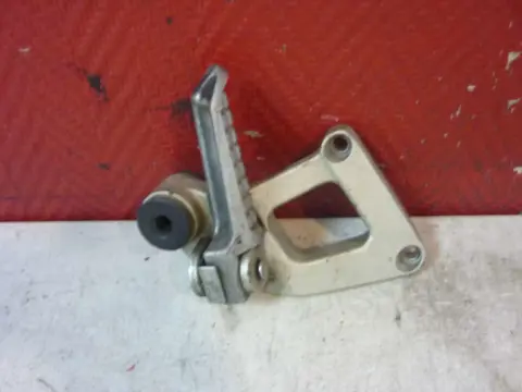Pillion step right Kawasaki ZZR 600 1993 - 2005