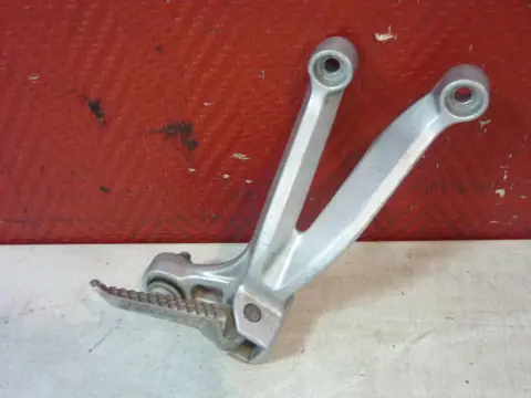 Pillion step right Suzuki GSX R 600 2001 - 2003