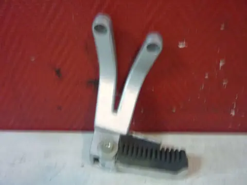 Pillion step left  Suzuki RF 900 1993 - 1996